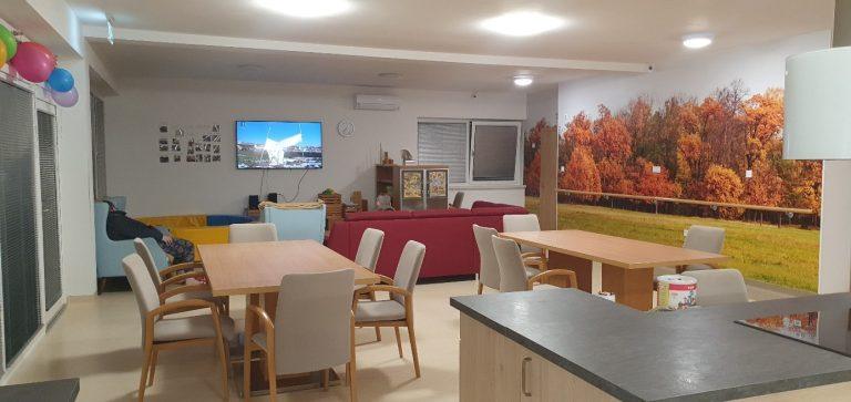 Dnevni prostor v bivalni enoti v Veržeju